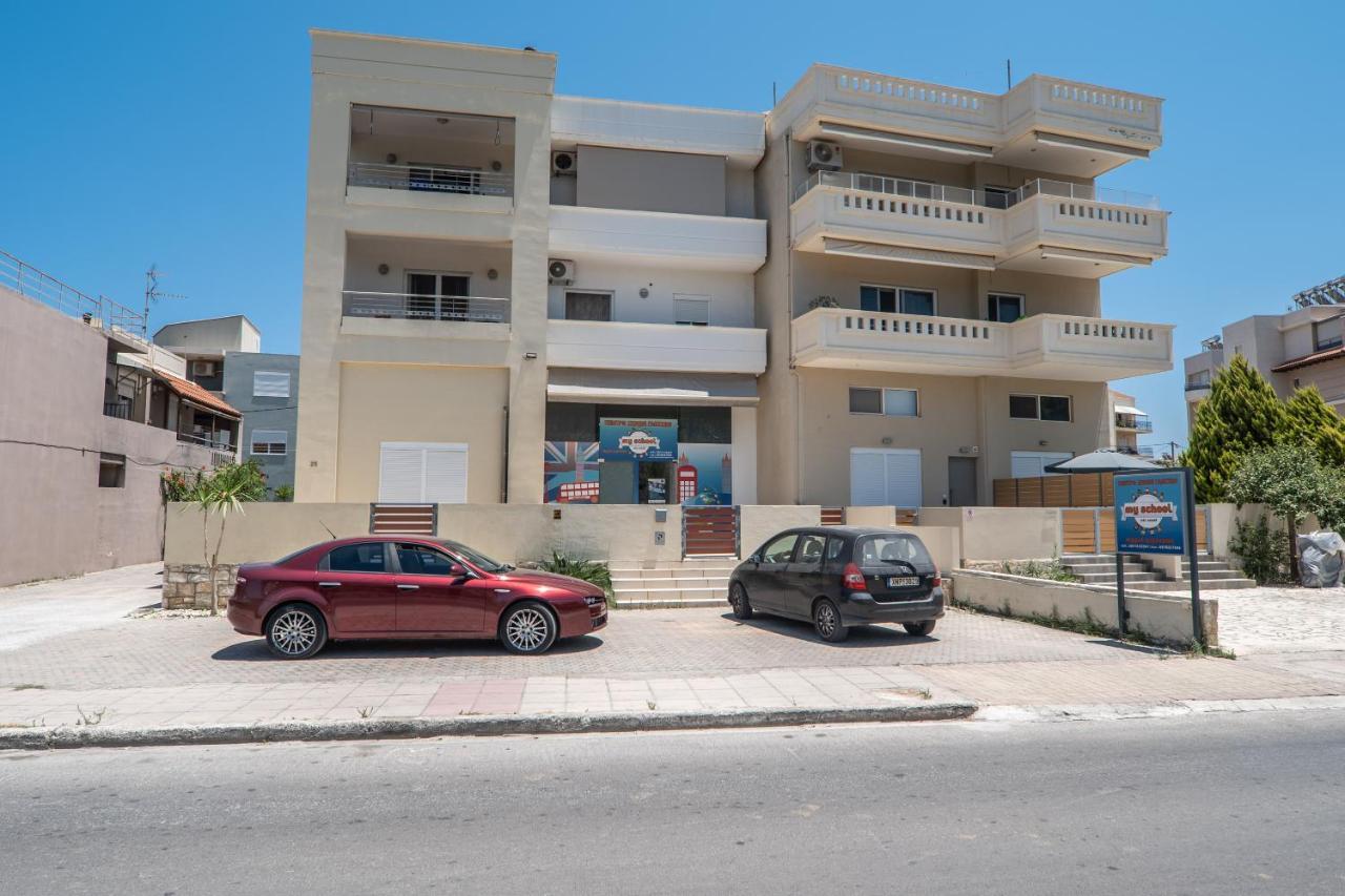Ammoutsiani Cozy Apartment 1 By 8Essentially Chrissi Akti Chania Exterior foto
