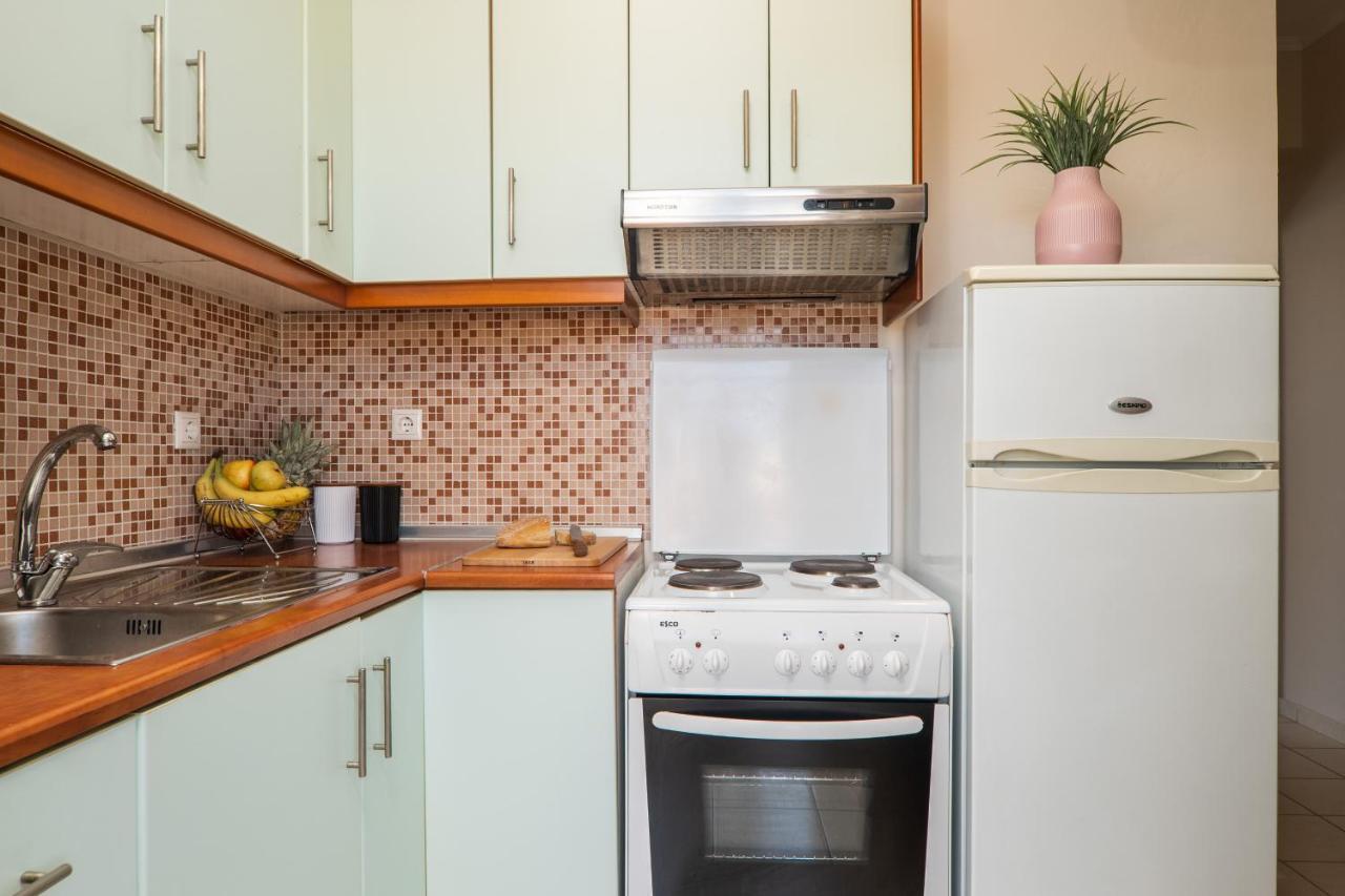 Ammoutsiani Cozy Apartment 1 By 8Essentially Chrissi Akti Chania Exterior foto
