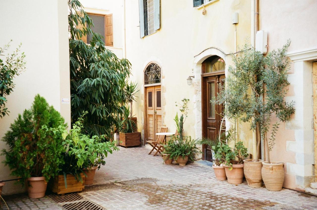 Ammoutsiani Cozy Apartment 1 By 8Essentially Chrissi Akti Chania Exterior foto